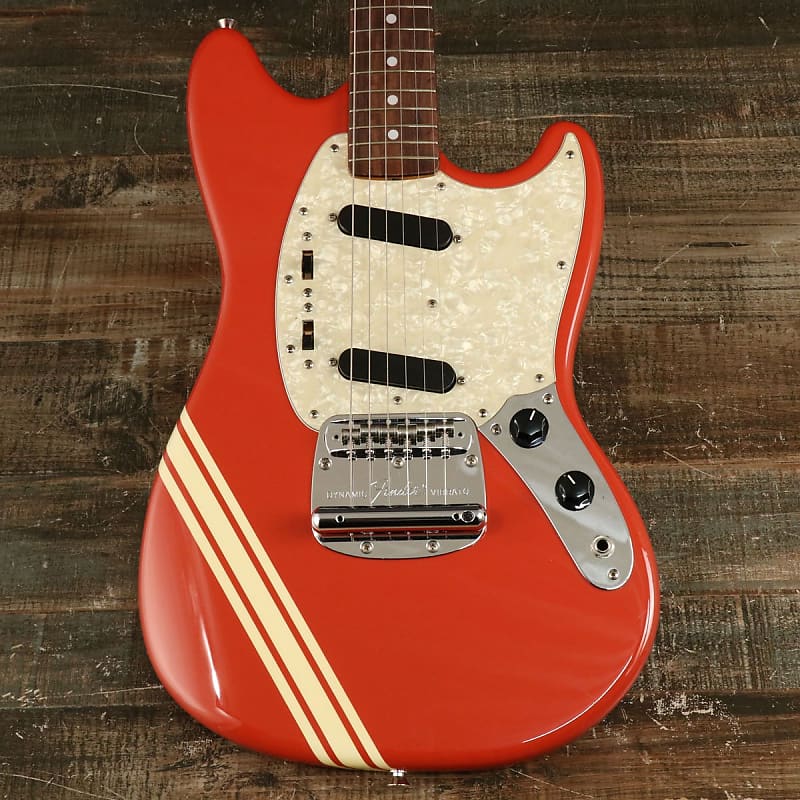 Fender Japan Revives the Cyclone Offset Guitar with Upgraded