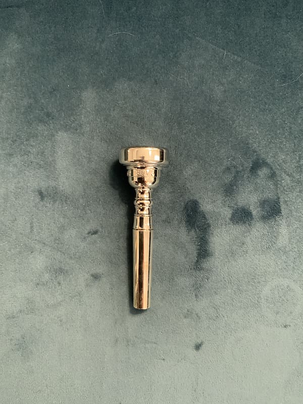 Laskey 80V3 Trumpet Mouthpiece Reverb