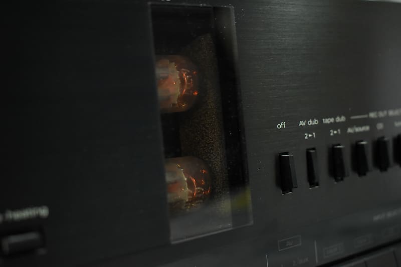 Alpine/ Luxman LV-105 Stereo Integrated Amplifier in Very Alpine/ Luxman LV-105 Stereo Integrated Amplifier in Very