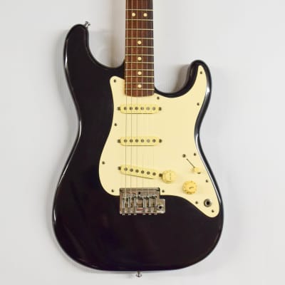 Fender USA 1983〜1984年製Stratocaster 稀少品 Fender USA 1983〜1984年