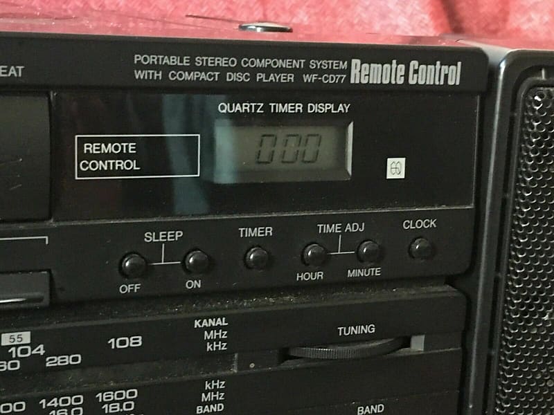 Sharp WF-CD77H vintage Ghettoblaster Boombox tape CD radio