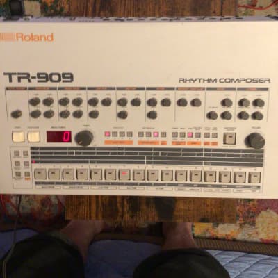 Roland TR-909 Rhythm Composer Drum Machine