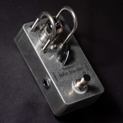 ギター beyond tube preamp 2S 真空管プリアンプ・ペダル beyond tube preamp 2s