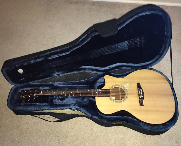 Eastman acoustic store guitar he122ce