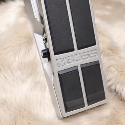 Vertex Stereo Volume Pedal Boss Handwired 2018 | Reverb Canada Vertex Stereo Volume Pedal Boss Handwired 2018 | Reverb Canada