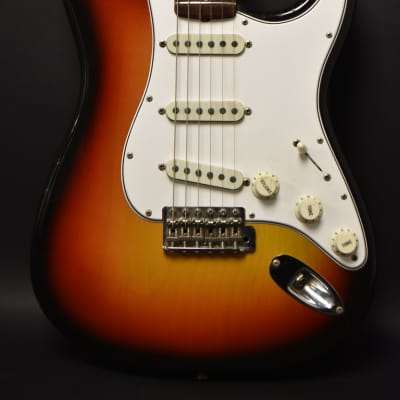 1965 Fender Stratocaster 3-Tone Sunburst w/OHSC image 3