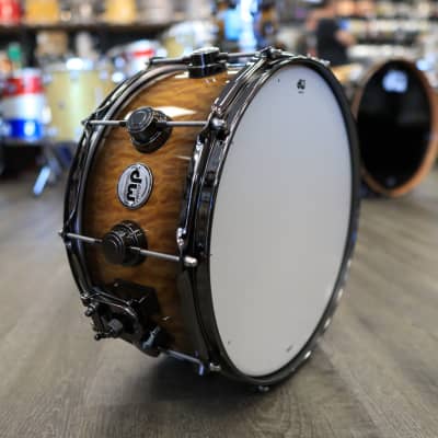 DW Collector's Series Exotic Cherry/ Mahogany 5-PC Shell Pack 10/12/16/22/14Sn (Inca Gold to Candy Black Burst over Quilted Moabi w/ Black Nickel Hardware) image 6