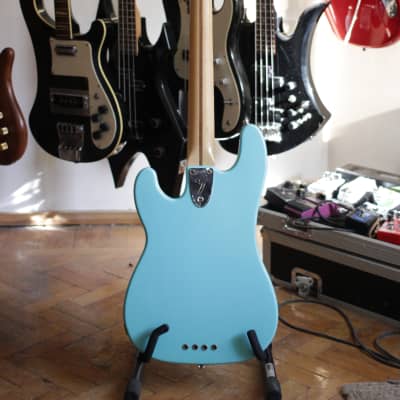 Fender Telecaster Bass 1972 Daphne Blue (Refinished); w/ case image 8