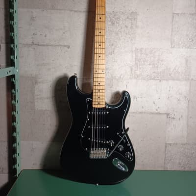 Squier Japan by Fender Stratocaster 1993 Black Fujigen George Harrison MIJ for sale