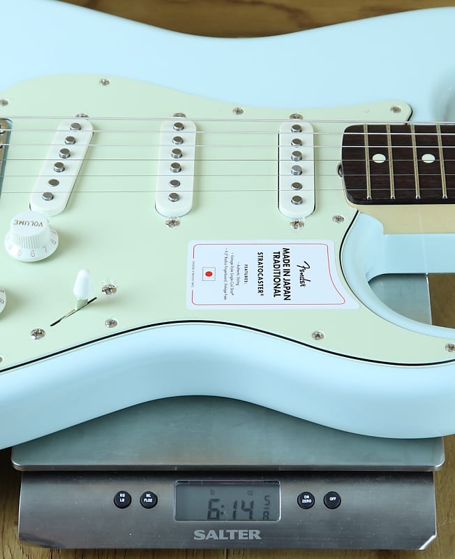 超美品 Fender Japan Traditional Ⅱ 60s ストラト Fender Made in Japan Traditional Ⅱ 60's Stratoc