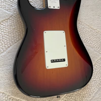 Fender Stratocaster American Standard Channel Bound 2016 - 3 Color Sunburst image 3