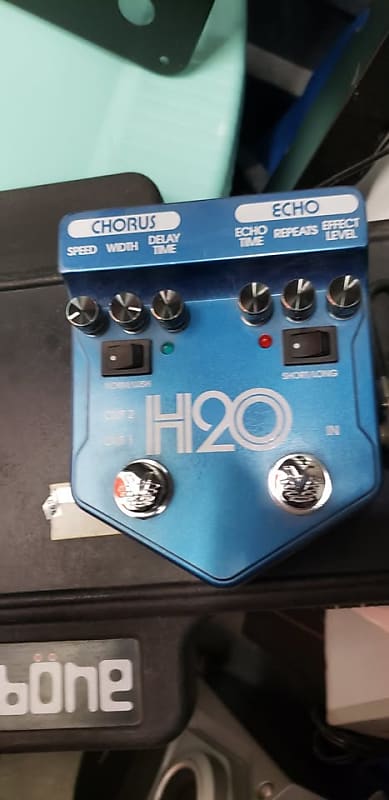 Visual Sound H2O V2 | Reverb