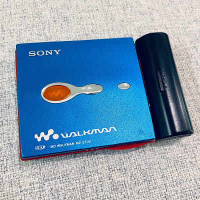Sony MZ-E700 Walkman MiniDisc Player w/ Remote, EX Blue ! Working ! image 2