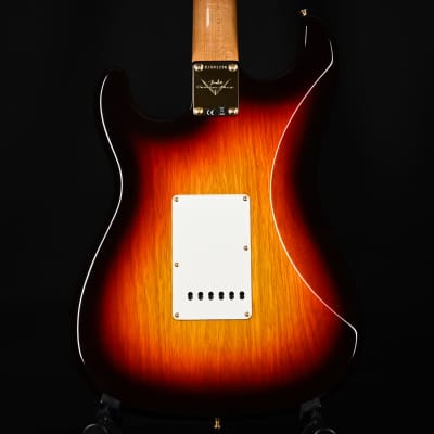 Fender Custom Shop Artisan Korina Stratocaster NOS- Chocolate 3 Tone Sunburst 2025 (CZ581236) image 3
