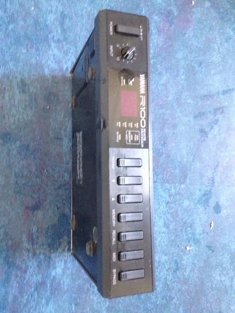Yamaha R100 reverb processor 80s(?) Black w/ power adaptor image 1