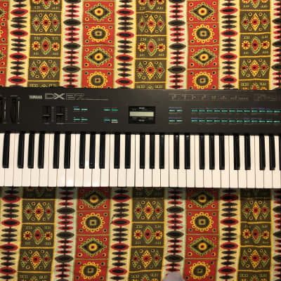 Yamaha DX-27 Digital Polyphonic Programmable Algorithm FM Synthesizer (Full-Size DX-100)