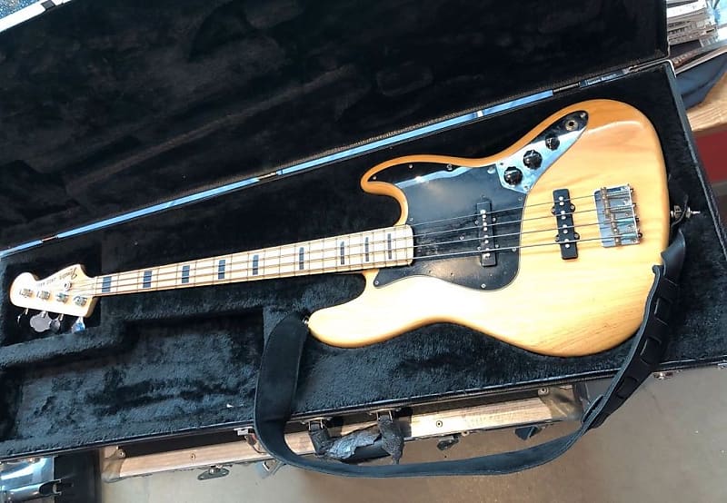 Fender American Vintage '75 Jazz Bass image 1