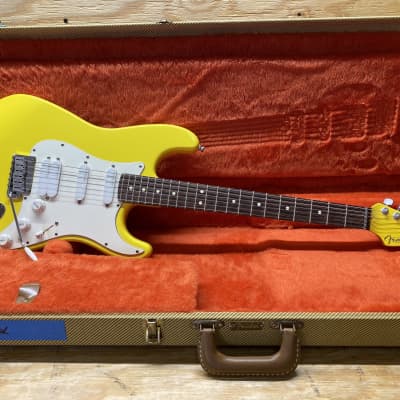 1995 Fender Jeff Beck Graffiti Yellow  Prototype One Of A Kind Stratocaster image 3