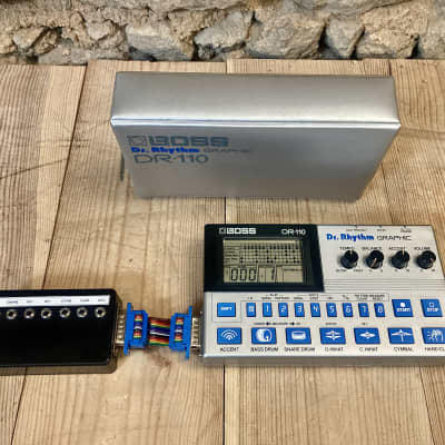 Boss DR-110 analog drum machine with trigger input mod / Roland TR-606 DR-55