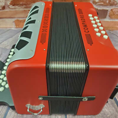 Hohner Compadre *Make Offer* GCF Red Accordion SOL Acordeon +Bag, Straps, Back Pad, Shirt | NEW Authorized Dealer image 4