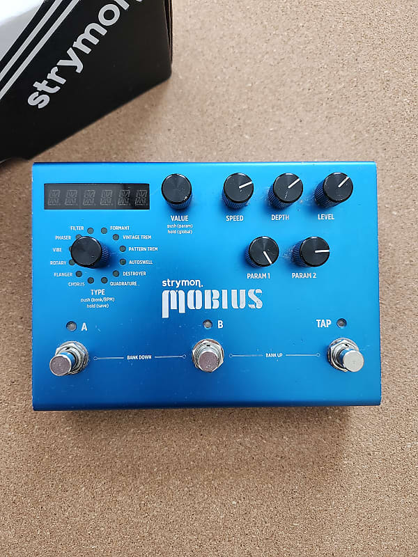 Strymon Mobius
