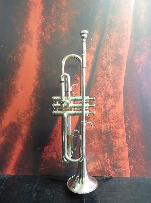 Getzen 400 Series Student Trumpet Reverb