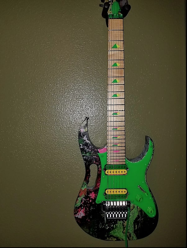 How do you feel about the monkey grip? : r/Ibanez