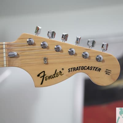 SALE／37%OFF】 Fender 70s（ST72） Classic Exclusive Japan エレキ