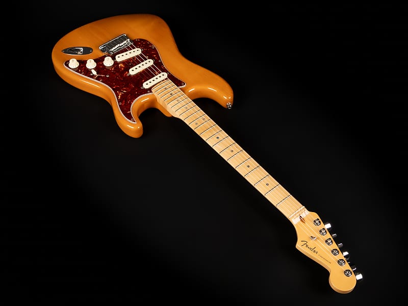 Fender American Deluxe natural 2007年製 2007 Fender American Deluxe Stratocaster Electric Guitar