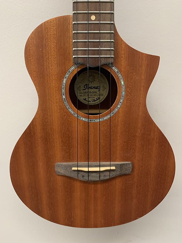 Ibanez UEWT5 Ukulele Open Pore Natural Reverb
