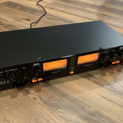 PRO VLA II 2チャンネル オーディオコンプレッサー PRO VLA II 2チャンネル オーディオコンプレッサー Art Pro VLA II