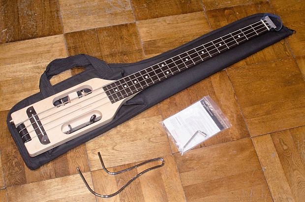 TRAVELER GUITAR ULTRA-LIGHT Bass