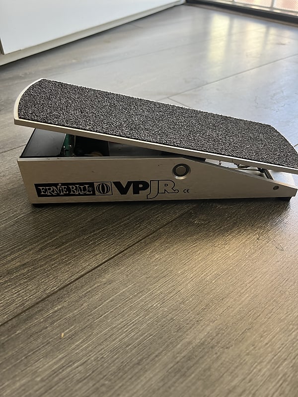 Ernie Ball VPJR Tuner