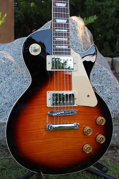 Beautiful Blitz by Aria Pro II Leopard Singlecut Standard