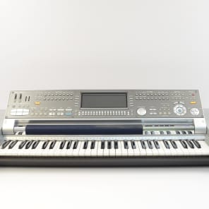 Technics KN7000 Professional Arranger Keyboard w/ Gig Bag image 3