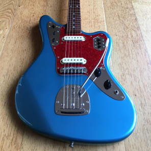 Fender Jaguar '66 RI with matching headstock Grunge-Era