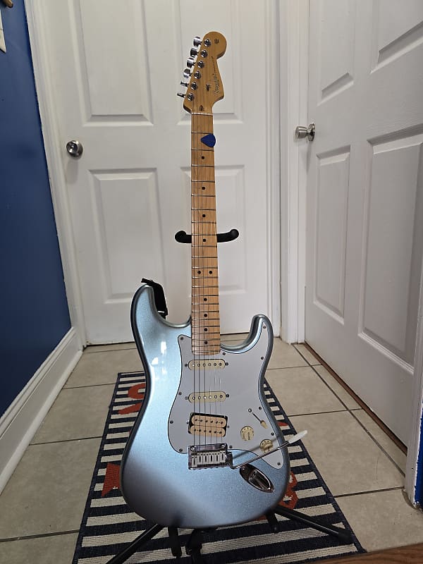 Fender American Deluxe Stratocaster Plus 2014 - 2016 | Reverb