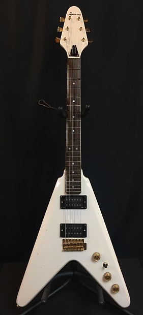 Harmony flying v store