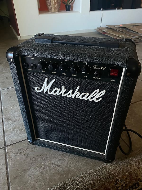Marshall Bass 12 Practice Amp with Gain Bass Middle Treble
