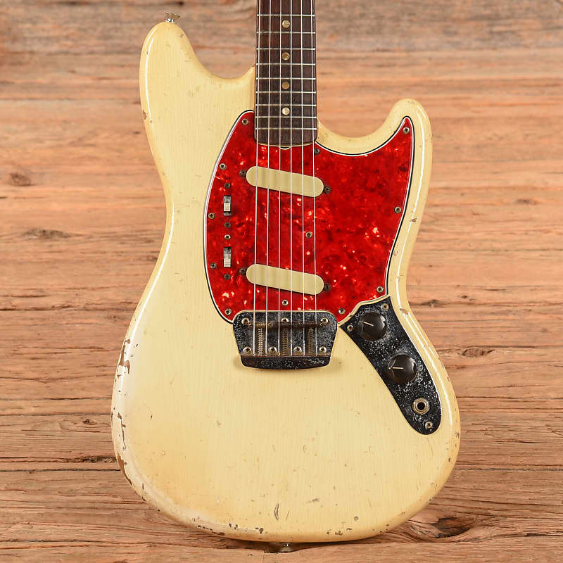 本日限定値下げ　Fender Duo sonic Fender Duo-Sonic II 1964 - 1969 | Reverb