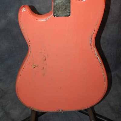 Video Demo Vintage 1960 Fender Musicmaster Refin'd Shell Pink Pro Setup Original Hard Shell Case image 12