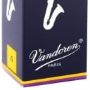 Vandoren CR124 Bass Clarinet Traditional Reeds Strength 4; Box of 5