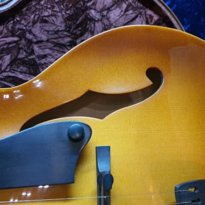 2006 American Archtop Dale Unger American Collector Spruce Maple Hollow Guitar image 5