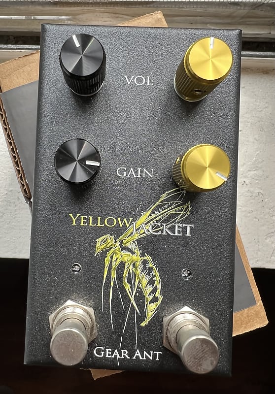 Gear Ant YellowJacket / 1978 Distortion plus + 1977 DOD 250 Reverb