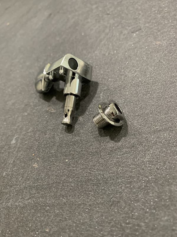 Fender Tuning pegs | Reverb