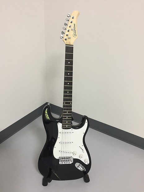 Silvertone SS15 BLK Solid Body Electric Guitar Gloss Black Reverb