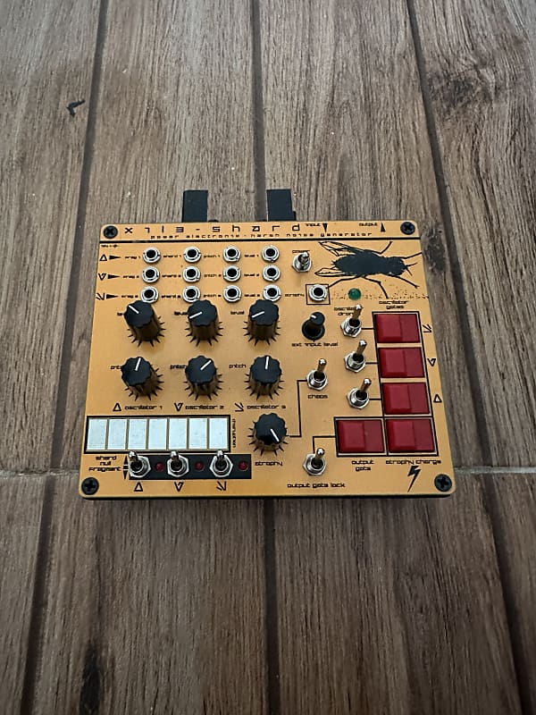 X1L3 Shard Power Electronics Desktop Synth Noise Generator Reverb