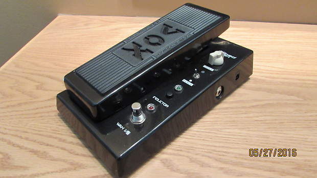 Vox Satriani Big Bad Wah | Sweetwater