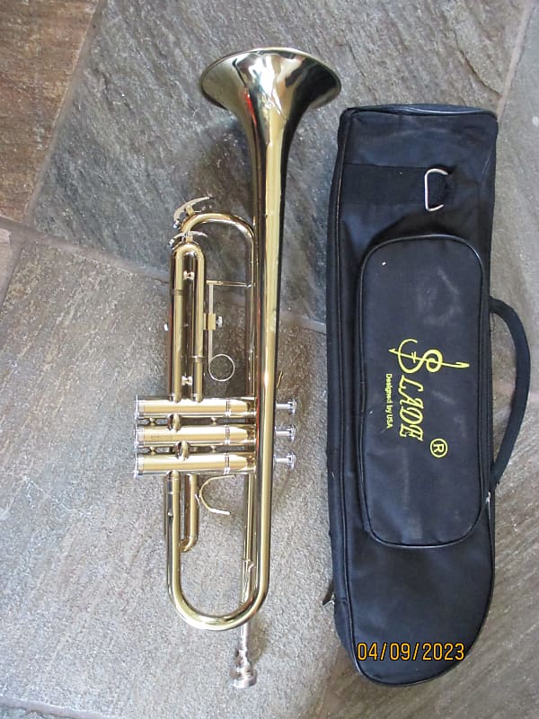Slade brand Trumpet with case and mouthpiece | Reverb