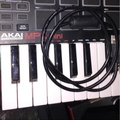 Akai MPC One Standalone MIDI Sequencer image 14